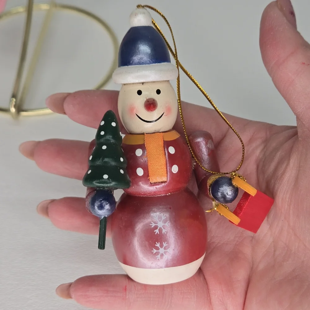 VTG Wooden Nutcracker Snowmen Ornaments Set Of‎ 2 Hand Painted Holiday Frosty